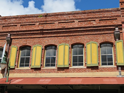 rajalary, julie lary, scribbles writing