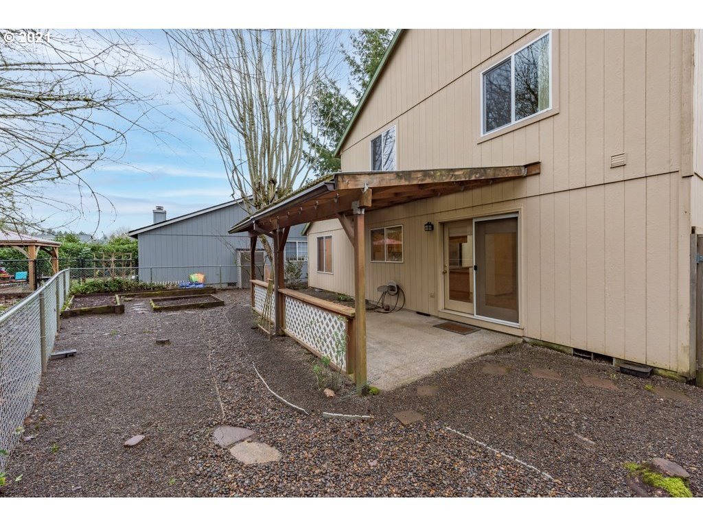 julie lary, richard lary, rajalary, scribbles, Sherwood, house sale