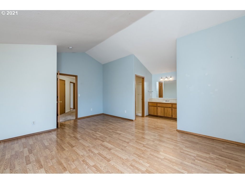 julie lary, richard lary, rajalary, scribbles, Sherwood, house sale